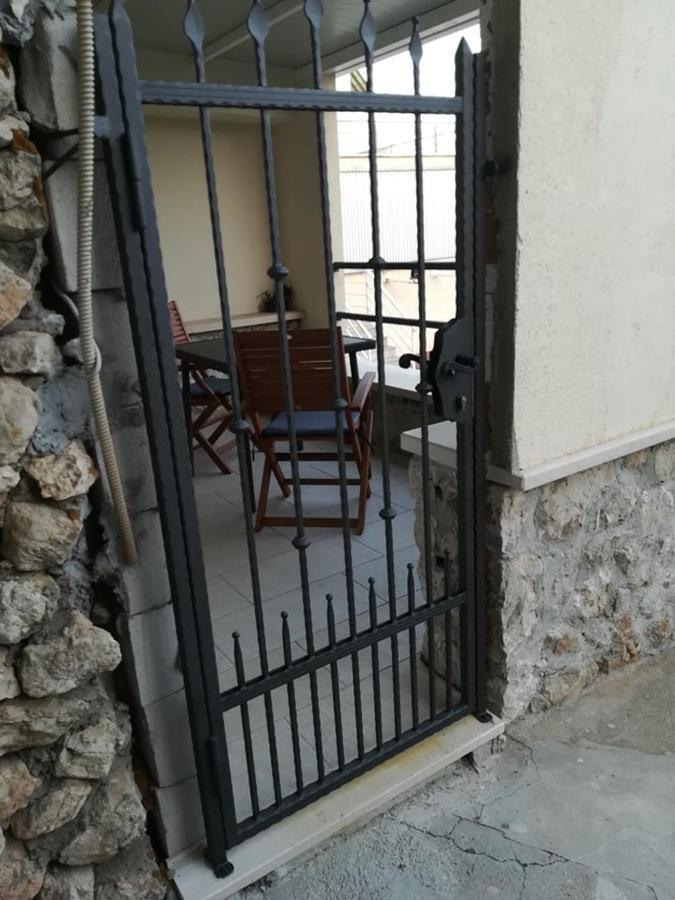 Leut Διαμέρισμα Ντουμπρόβνικ Εξωτερικό φωτογραφία